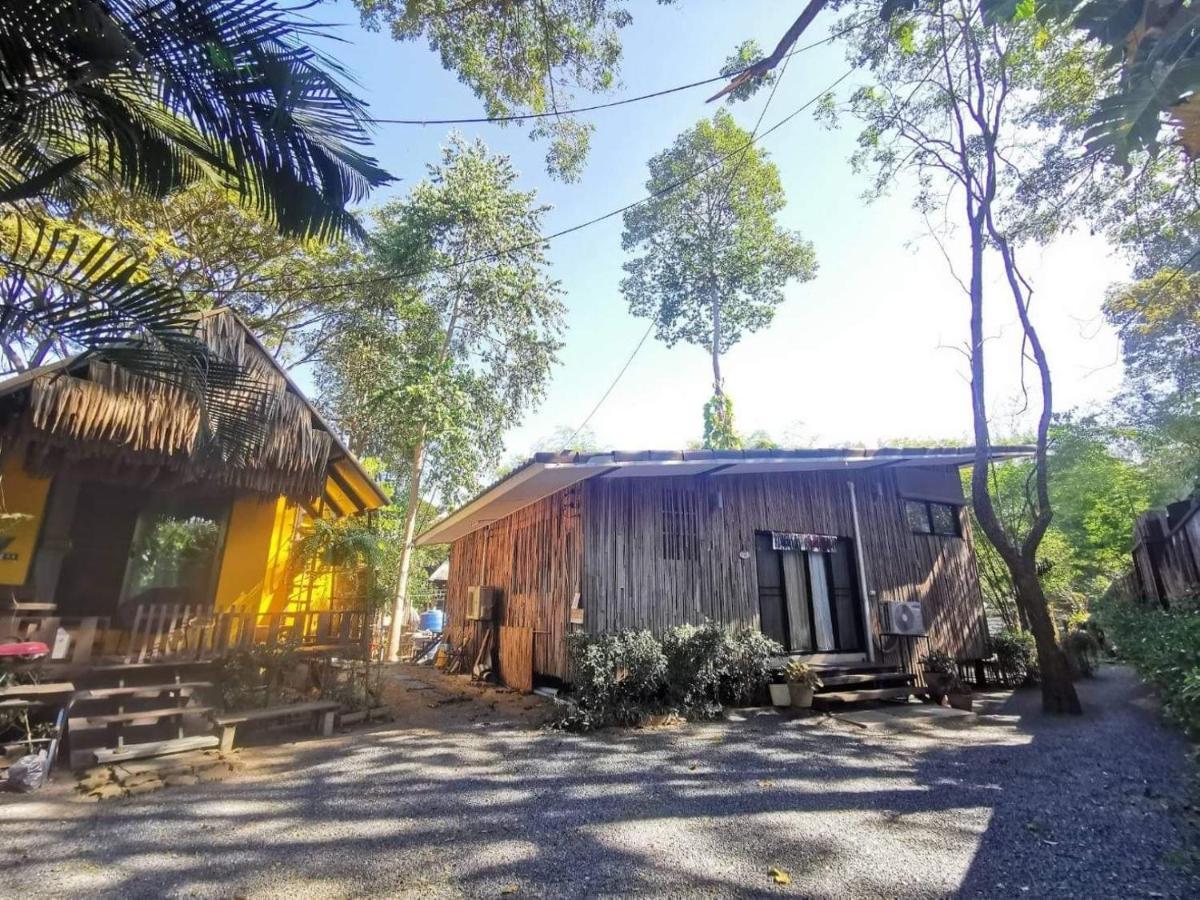 Brookhouse At Khaoyai Vila Ban Khanong Phra Klang Exterior foto